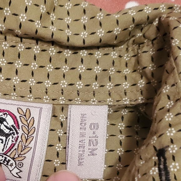 6-12mo Cinch Button Up - Picture 2 of 2